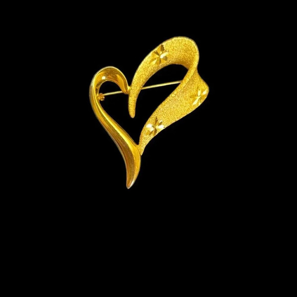 Vintage 60s-70s Textured Open Heart Brooch Pin Gold Tone - Picture 2 of 4